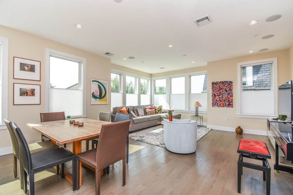 48 Gold St - Photo 1
