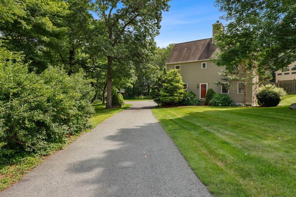 7 Apple Ridge Rd - Photo 1