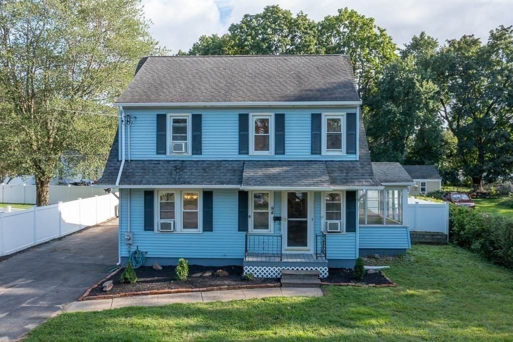 94 School St - Photo 1