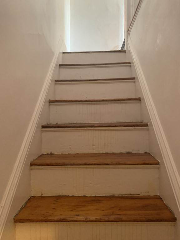 702 Broadway - Photo 1