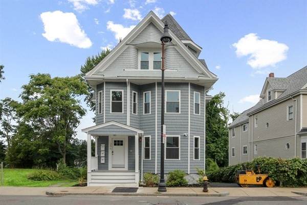 299 Norfolk St - Photo 1
