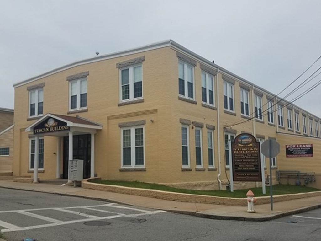 145 Globe St - Photo 1