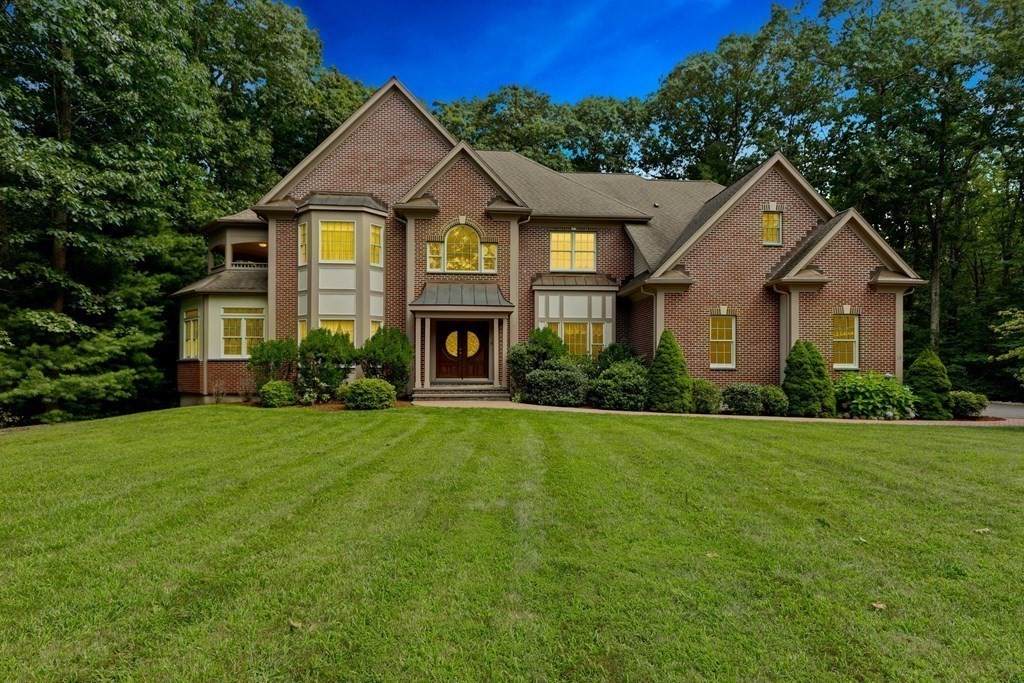 13 Hemlock Lane - Photo 1