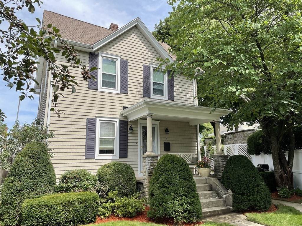 8 Lowell Ave - Photo 1