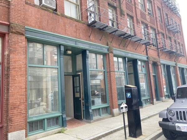 206 Middlesex Street - Photo 1
