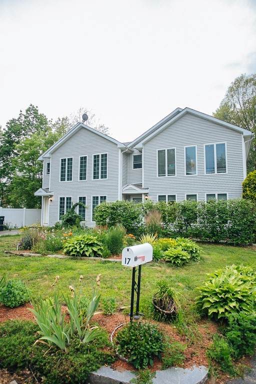 17 Stillman Circle - Photo 1