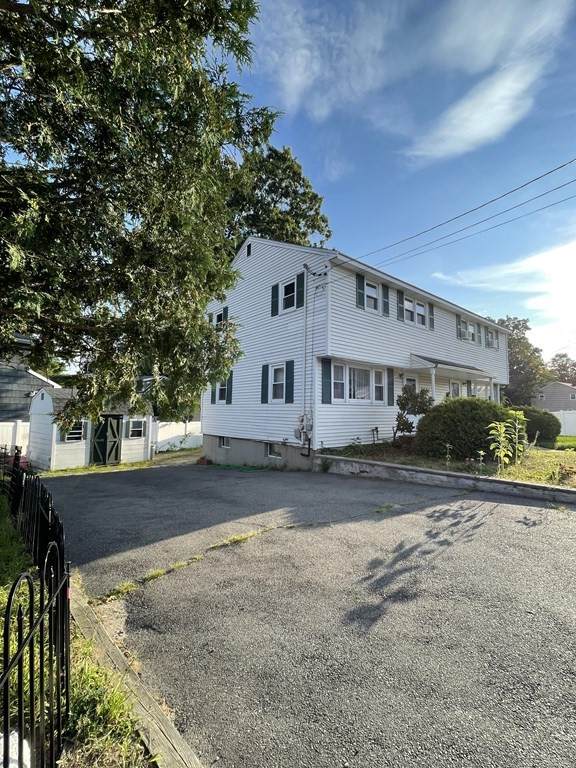 28 East - Photo 1