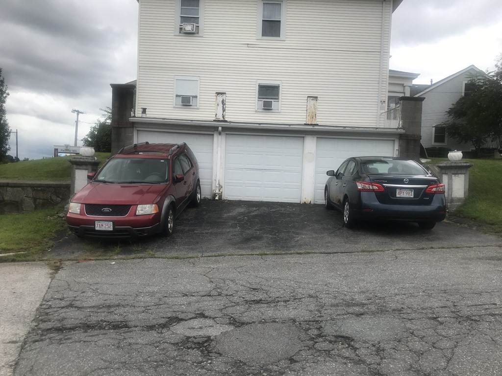 436 Shrewsbury St - Photo 1