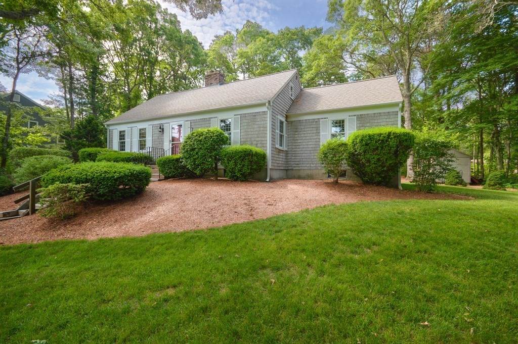 77 Waterway - Photo 1
