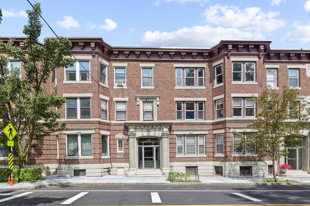 109 Winchester Street - Photo 1
