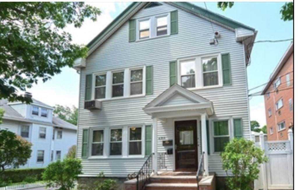 4765 Washington St - Photo 1