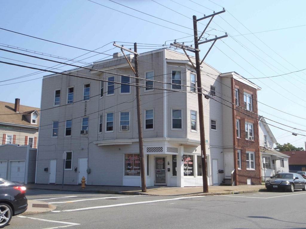 442 Central Ave - Photo 1