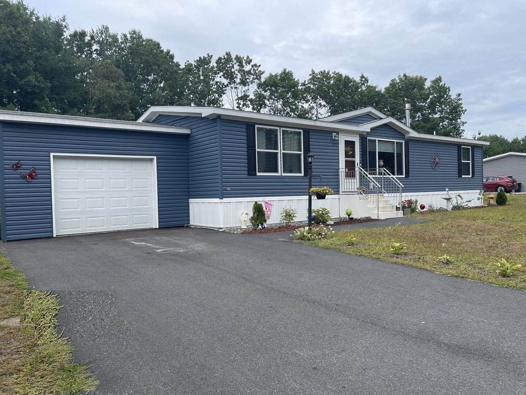 166 Robert Drive - Photo 1