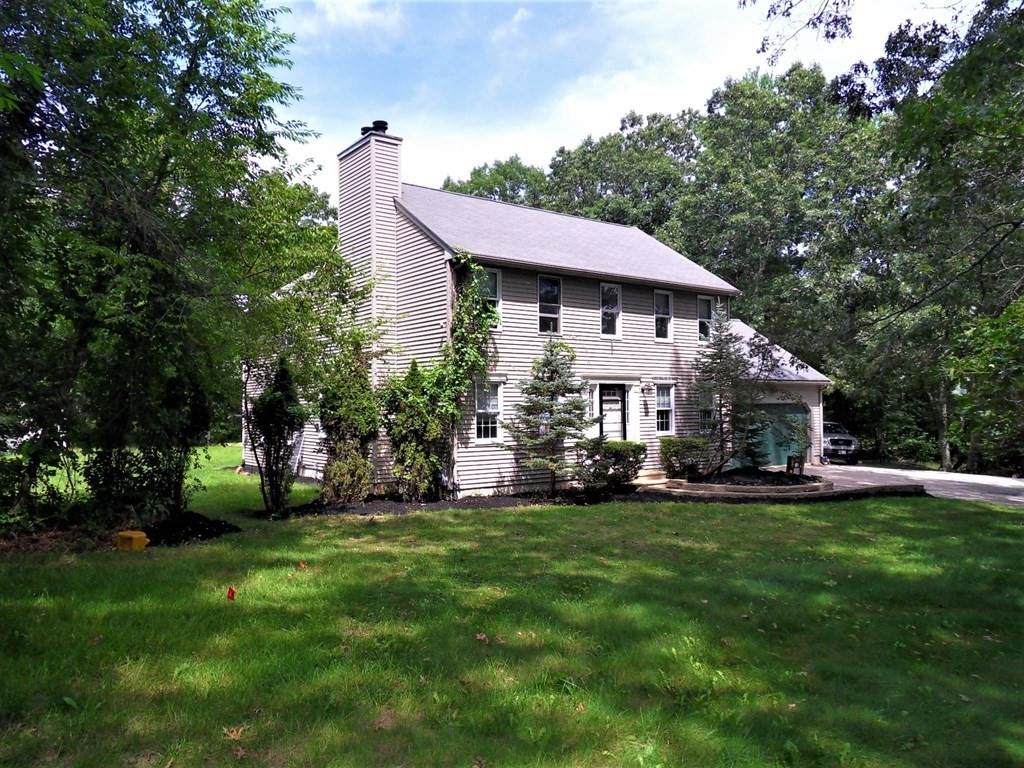 21 Royal Crest Dr - Photo 1
