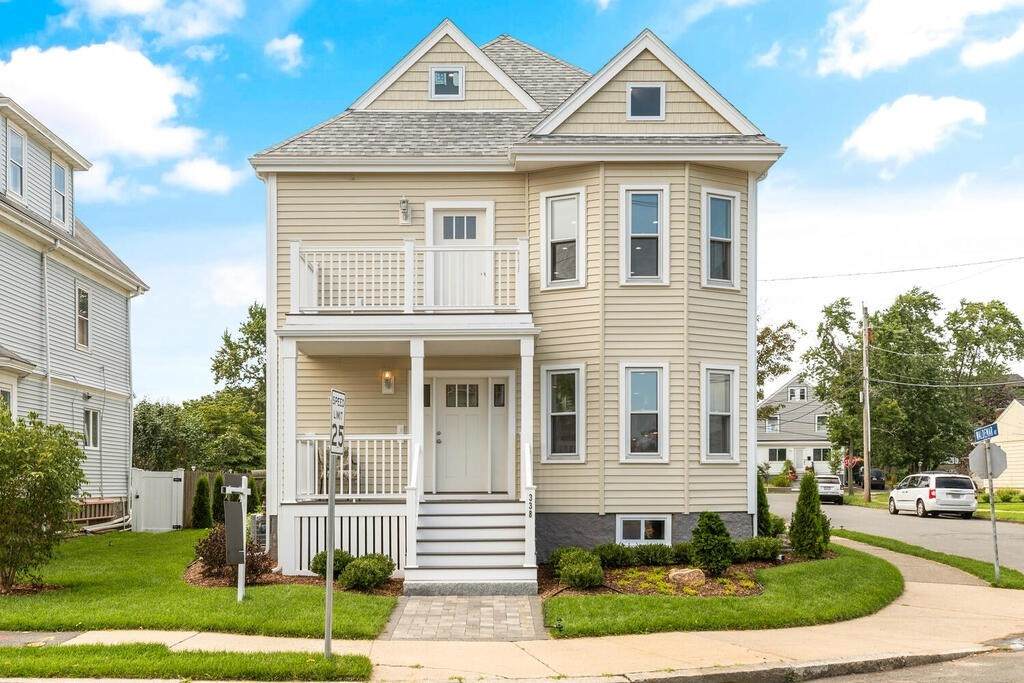 338 Pleasant St - Photo 1