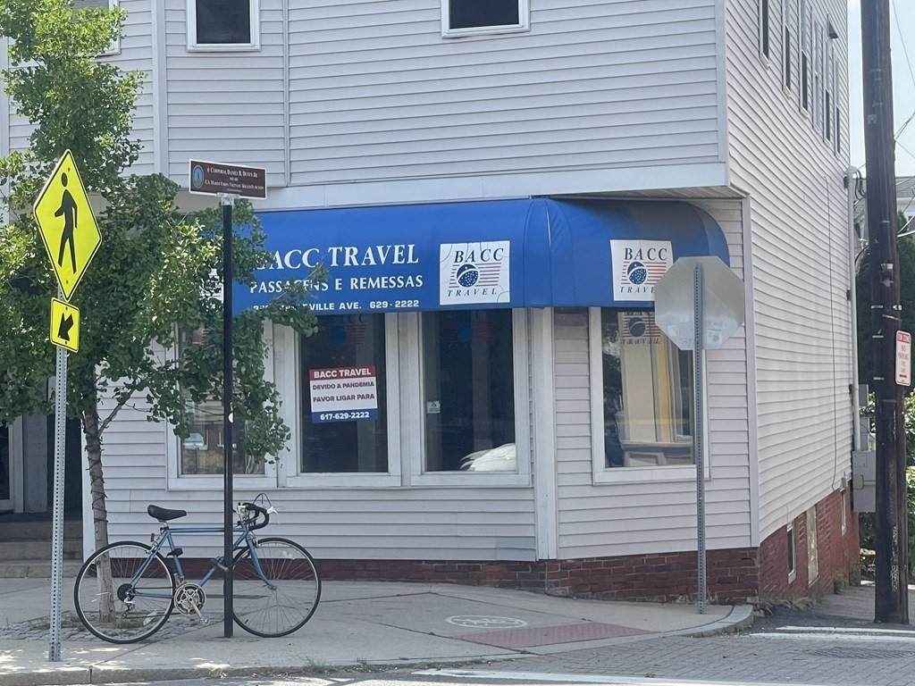 362 Somerville - Photo 1