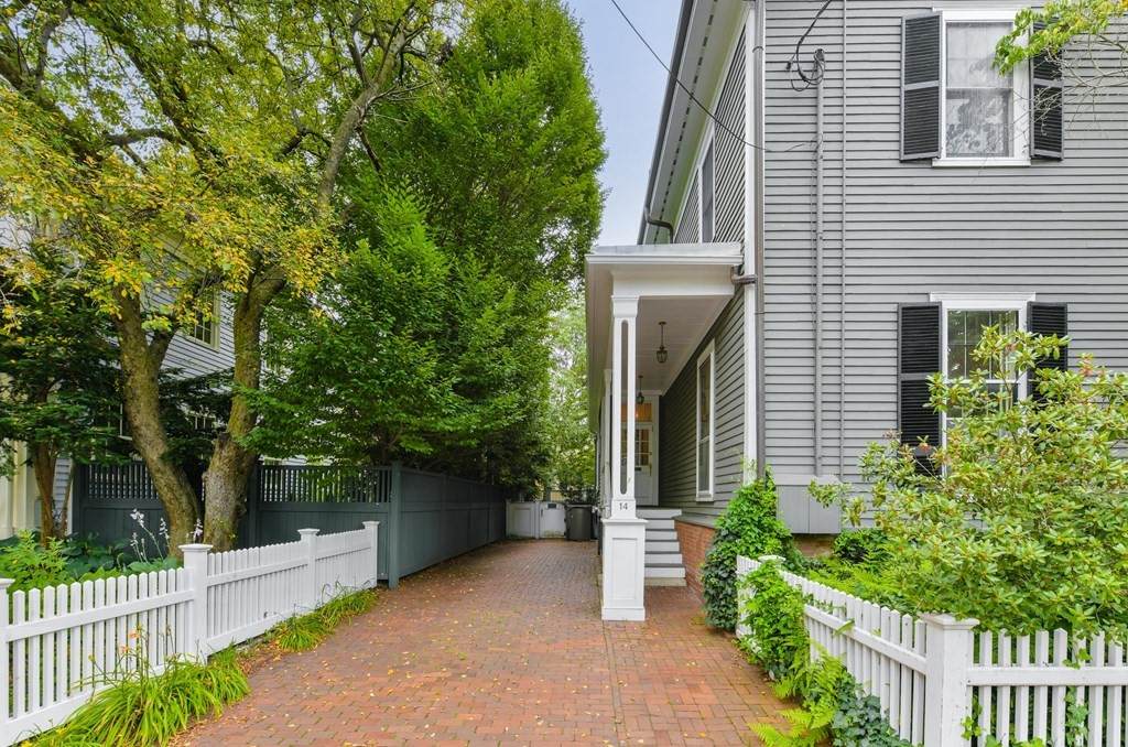 14 Ash Street - Photo 1