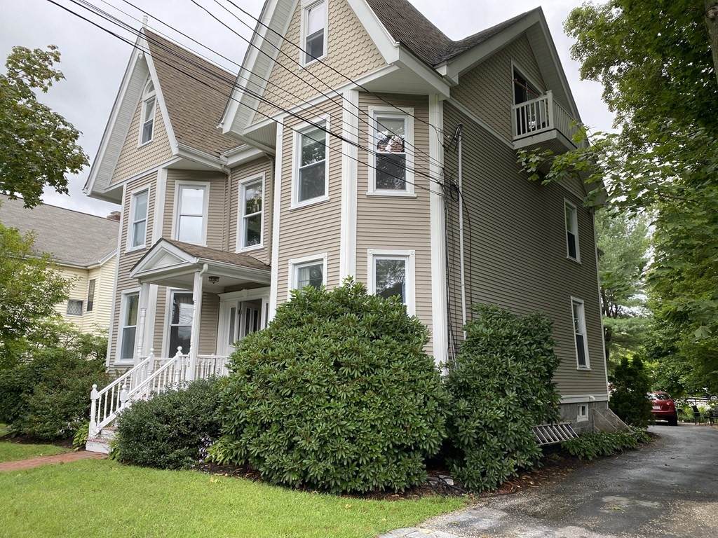 40 Chestnut St - Photo 1
