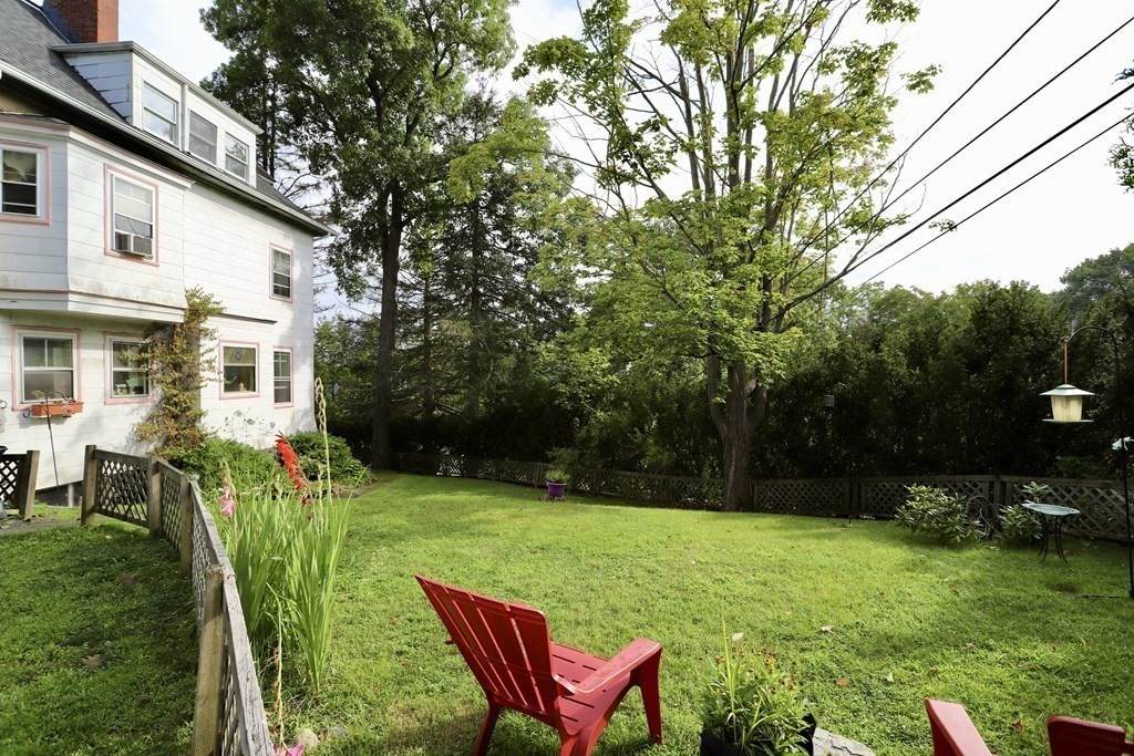 683 Franklin St. - Photo 1