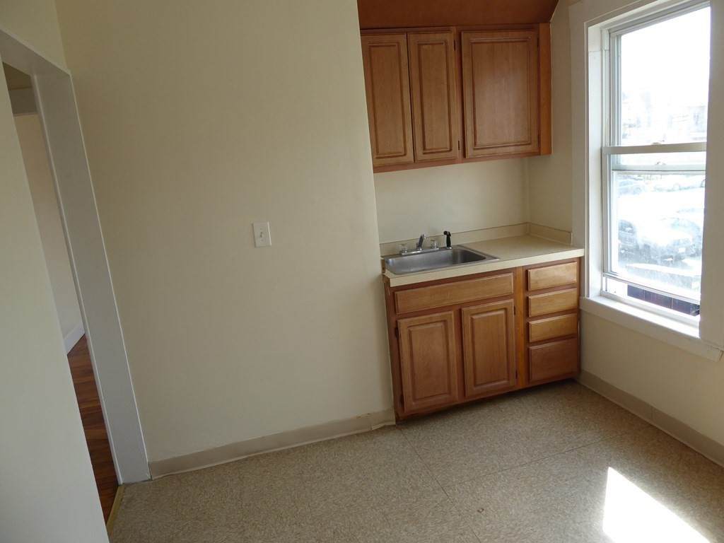 773 Merrimack St - Photo 1