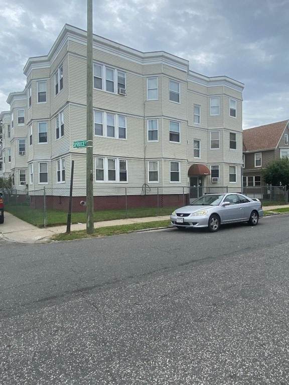 93 Florence St - Photo 1