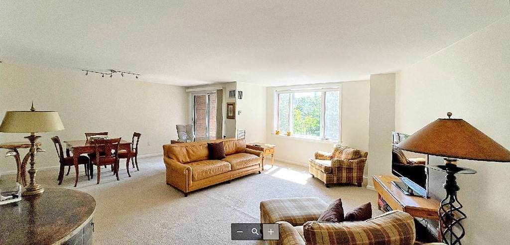 10 Rogers Street - Photo 1