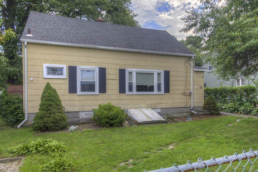 33 Riverview St - Photo 1