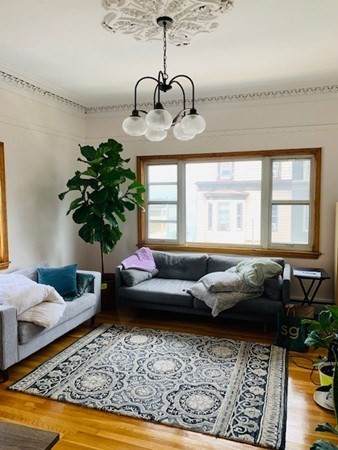 250 Lexington St - Photo 1