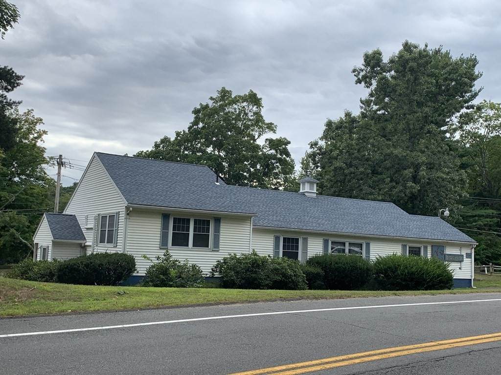 220 W State St - Photo 1