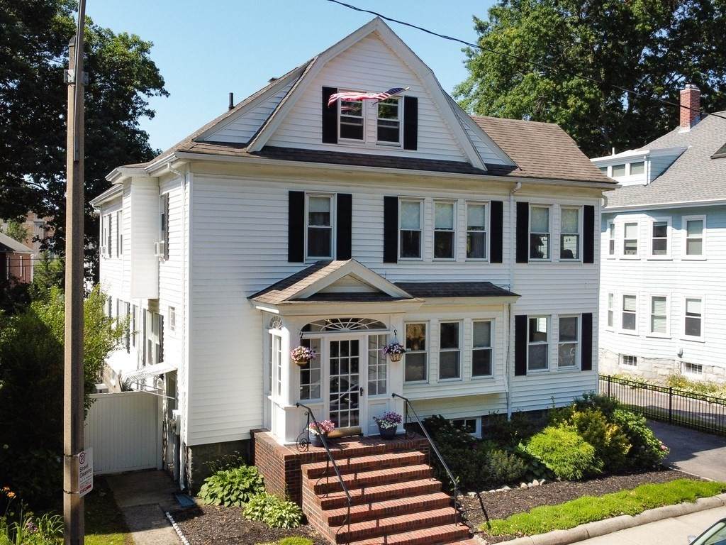 24 Moraine Street - Photo 1