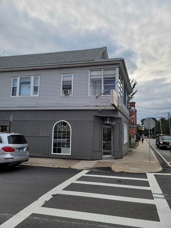 199 Pine St - Photo 1