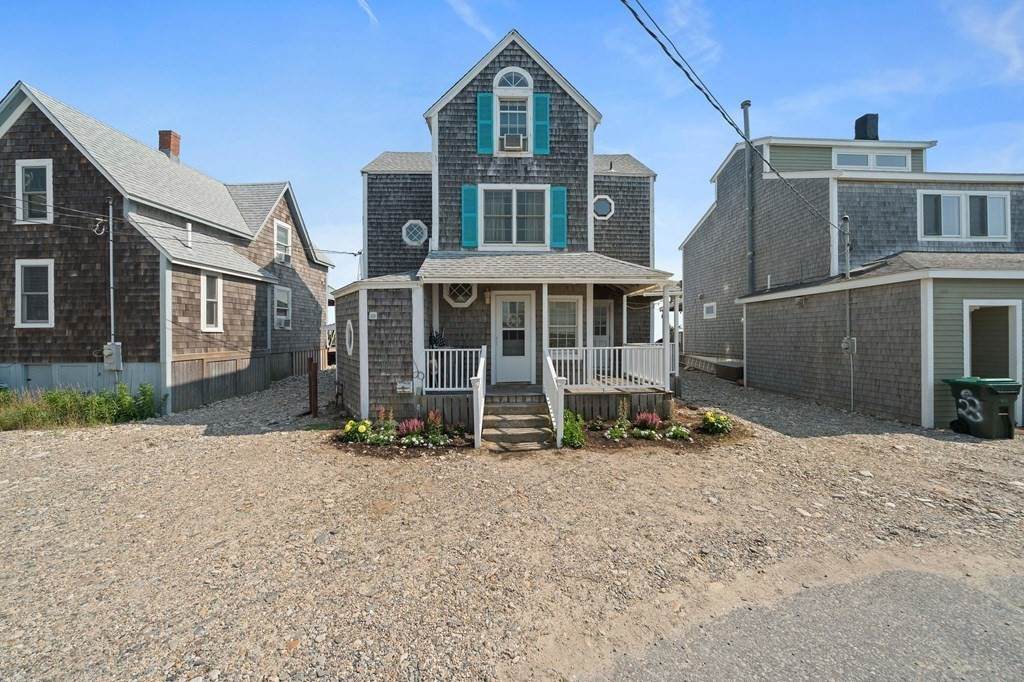 19 Middle St - Photo 1