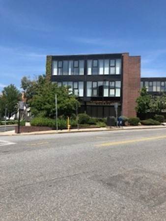 1 Elm Square - Photo 1