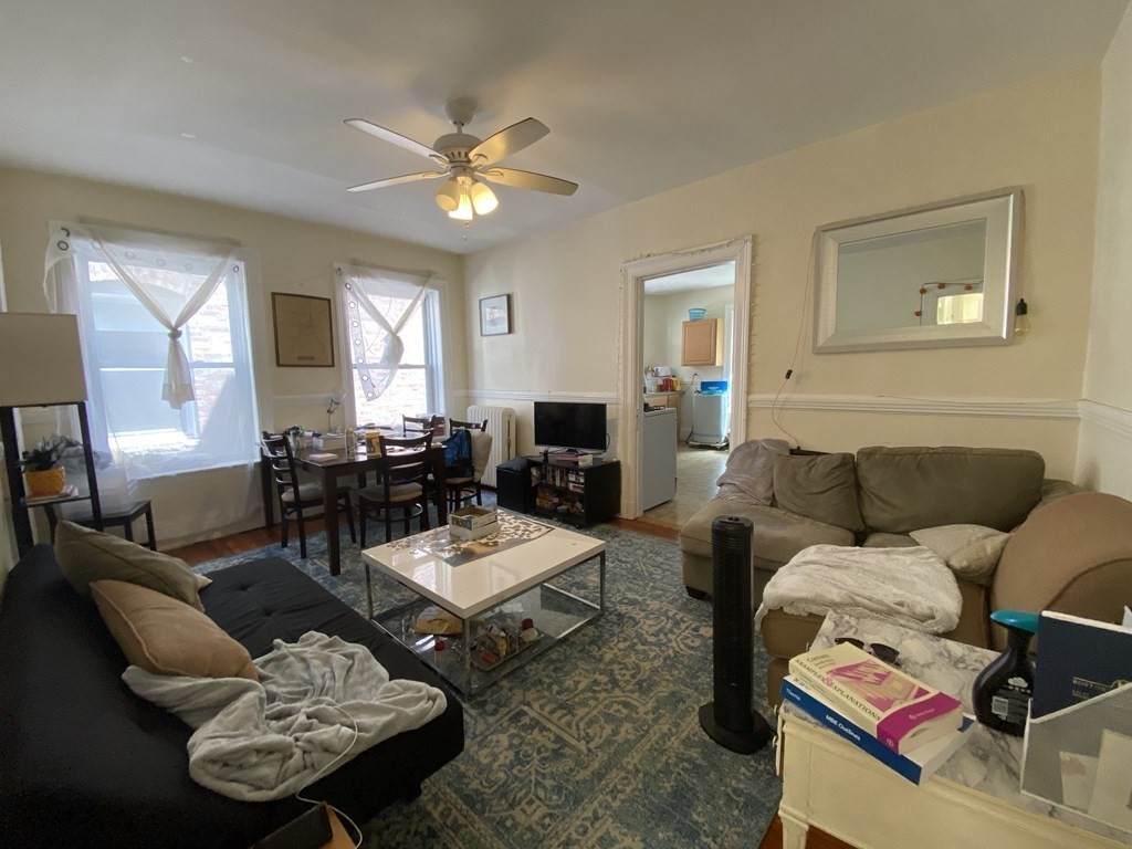 116 Winthrop Rd - Photo 1