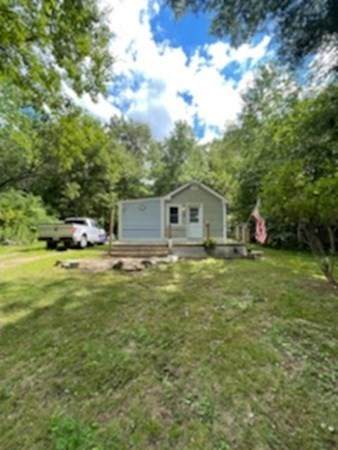 20 Peters Ave - Photo 1
