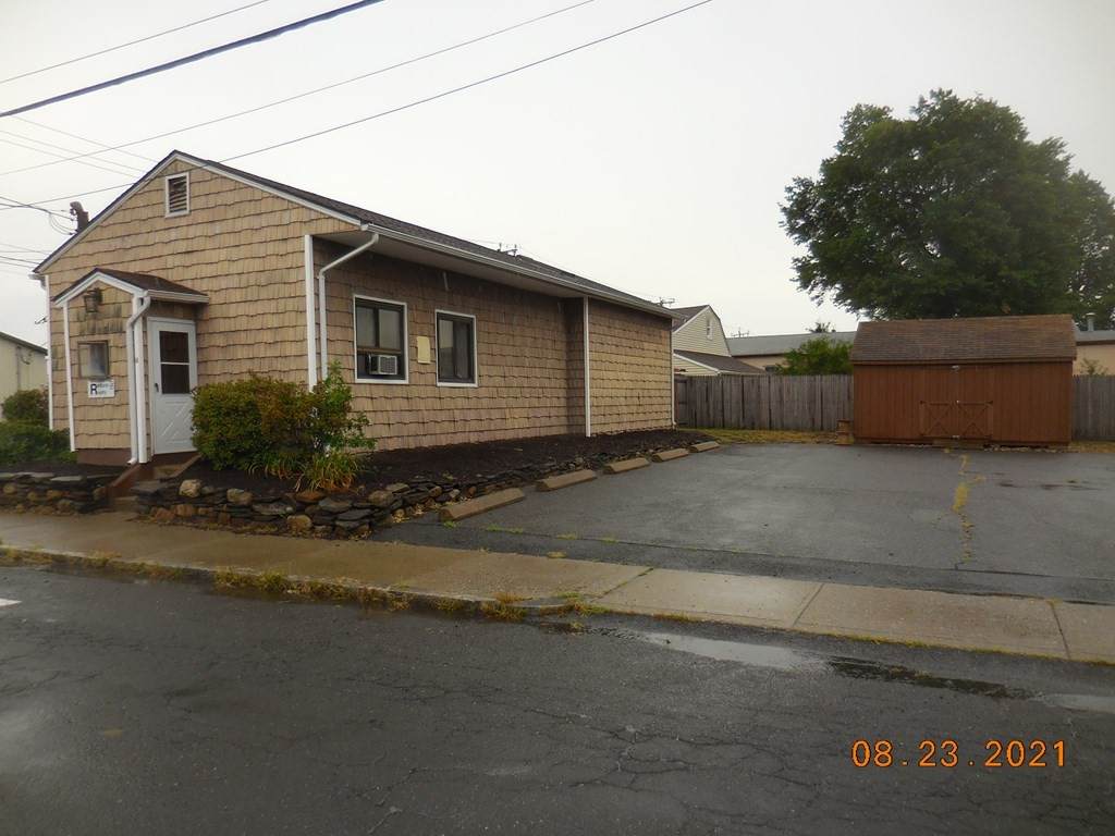 323 Cold Spring Ave - Photo 1
