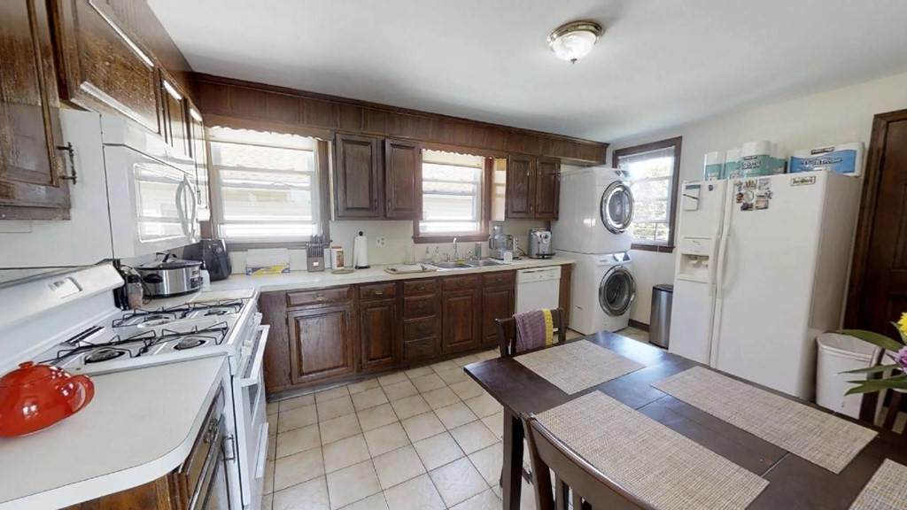 115 4th Street - Photo 1