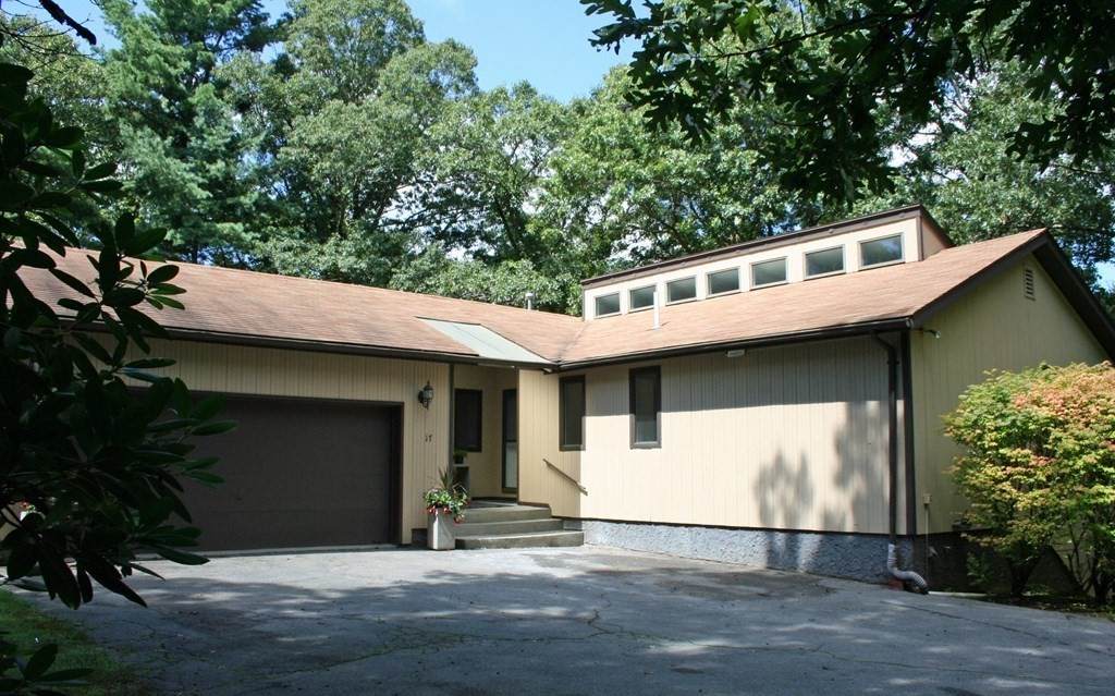 17 Rush Pond Road - Photo 1