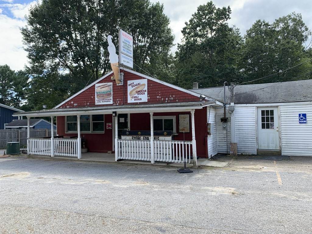 529 E County Rd - Photo 1