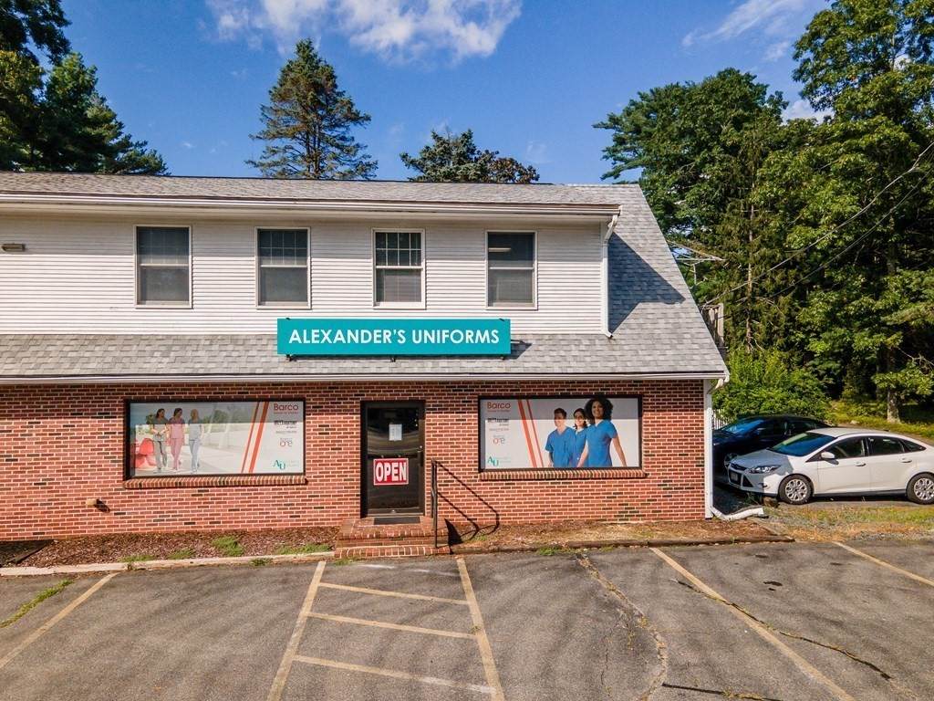347 W Grove St - Photo 1