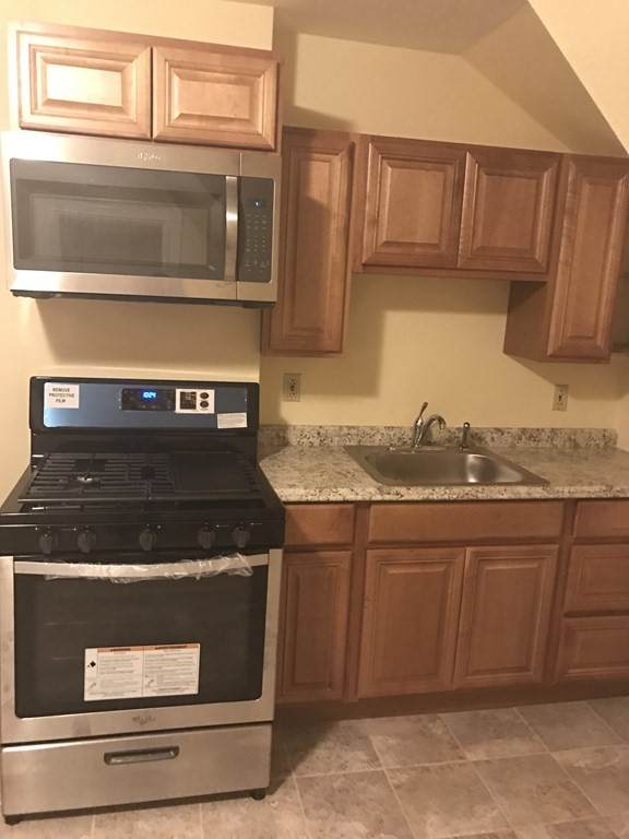 686 Blue Hill Ave - Photo 1