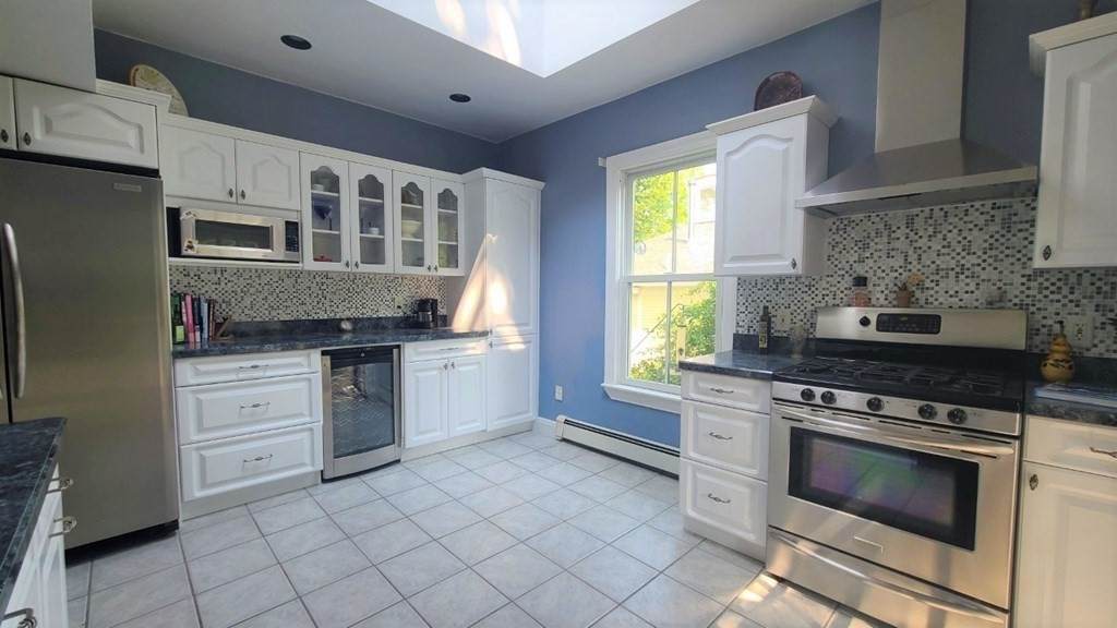 19-2 Sparhawk St - Photo 1