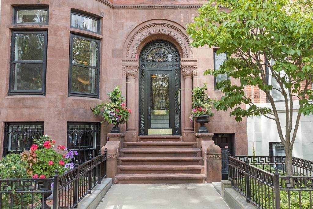 347 Commonwealth Avenue - Photo 1