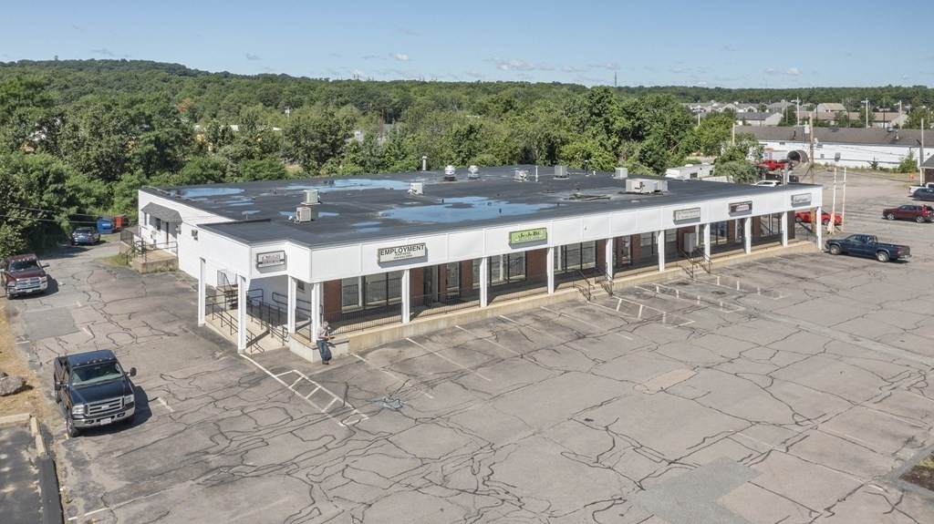 560 Kelley Blvd - Photo 1
