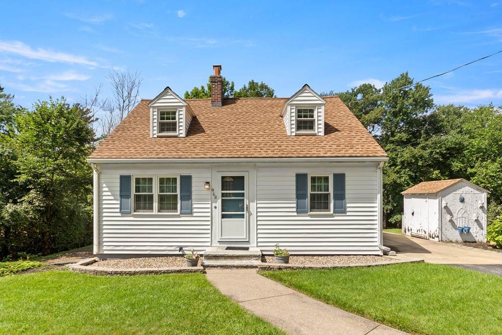 968 Main St - Photo 1