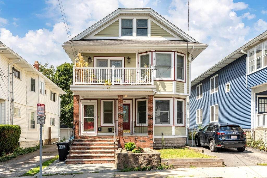 123 West Adams Street - Photo 1