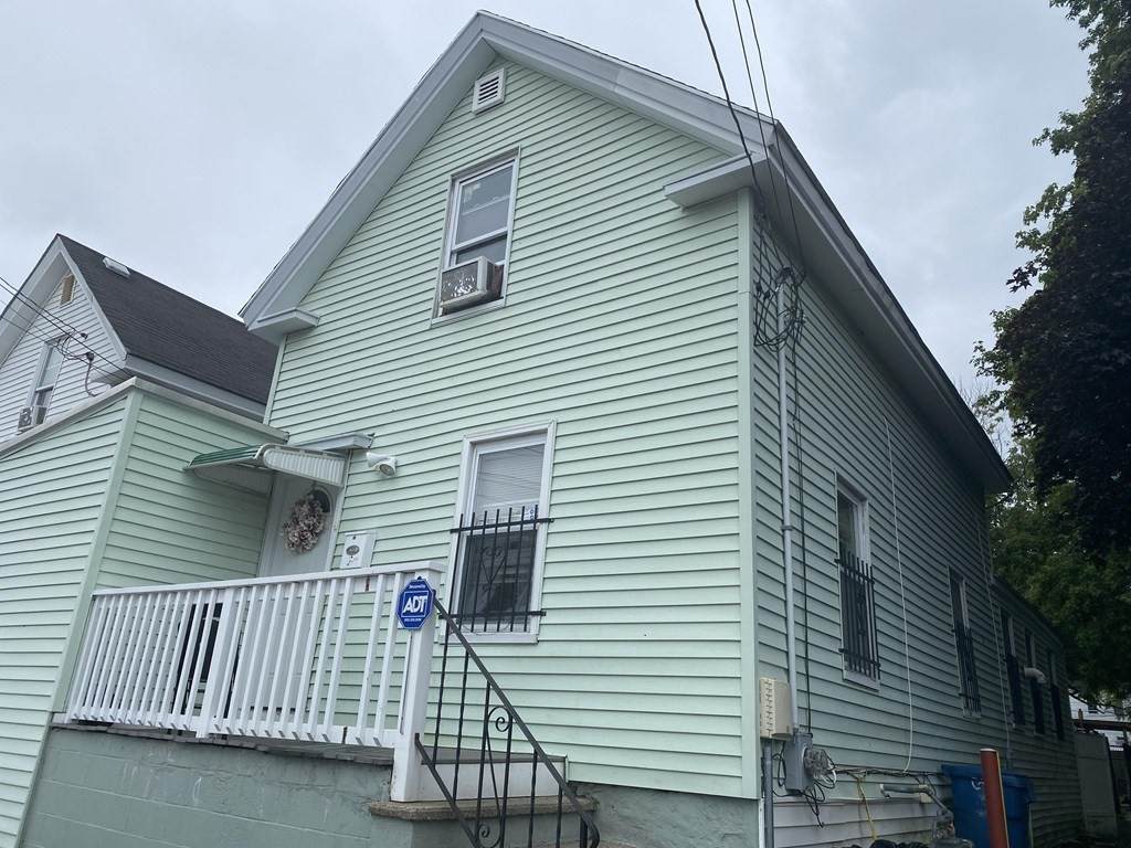 87 Foster Street - Photo 1