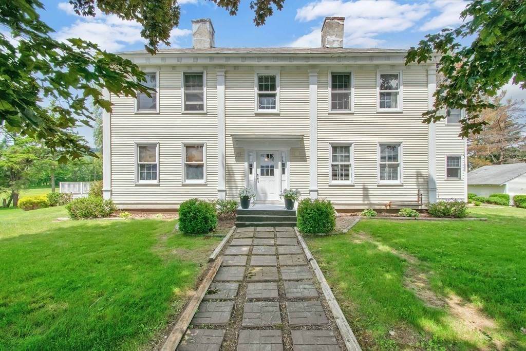 665 Middle Rd - Photo 1
