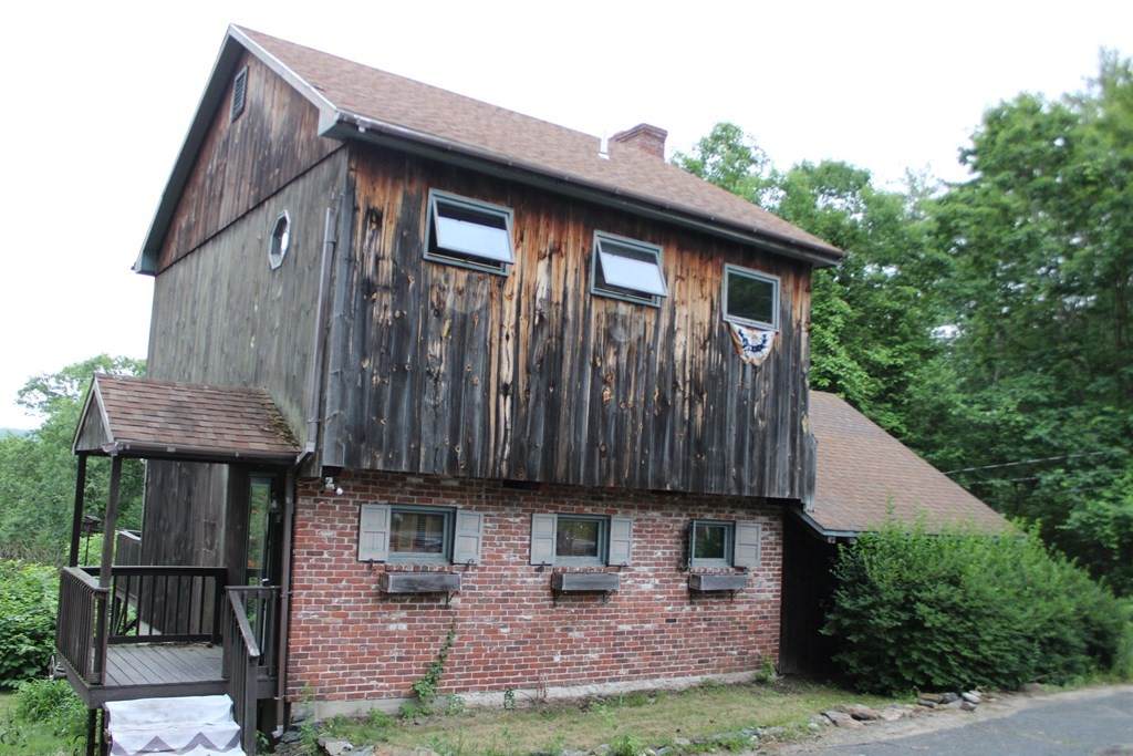 887 N Orange Rd - Photo 1