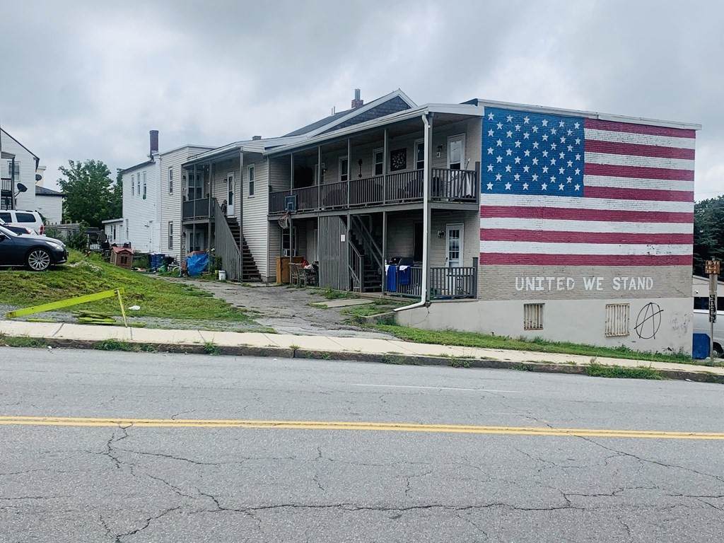 10-18 Concord Street - Photo 1